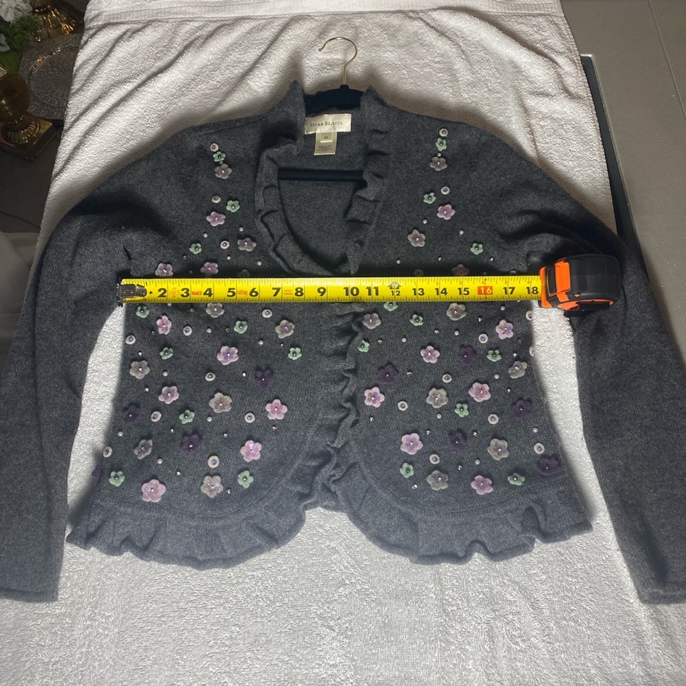 2006 Susan Bristol 100% lambswool grey cardigan size M - Picture 8 of 8